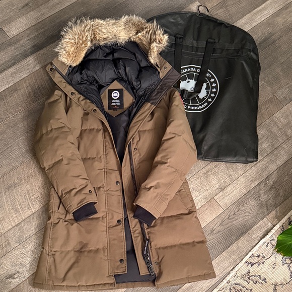 Canada Goose Jackets & Blazers - Canada Goose Tan Puffer Coat with Fur Hood